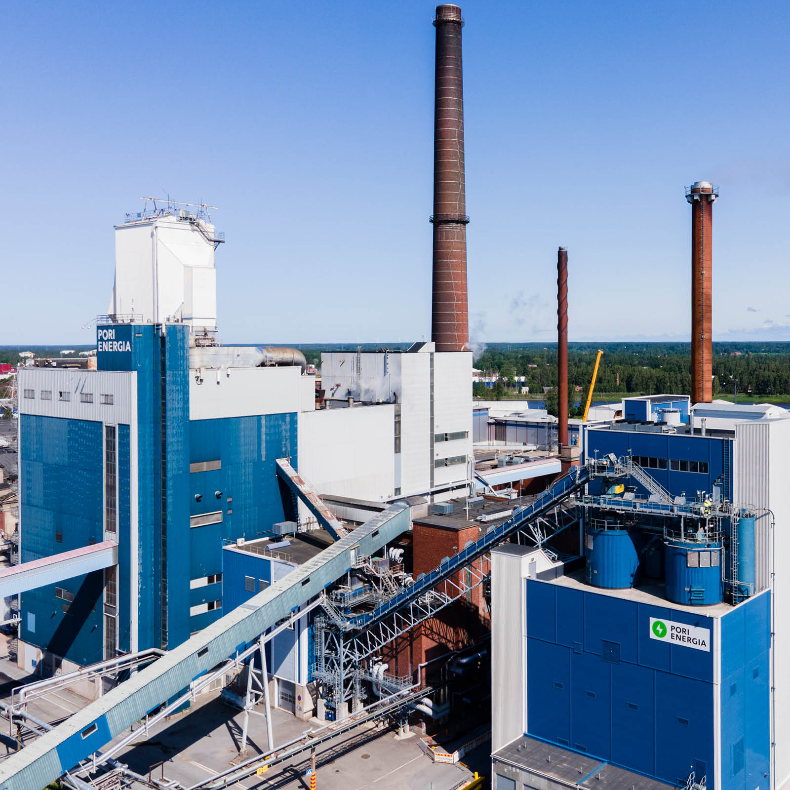 Pori Energian Aittaluodon voimalaitos ilmasta kuvattuna