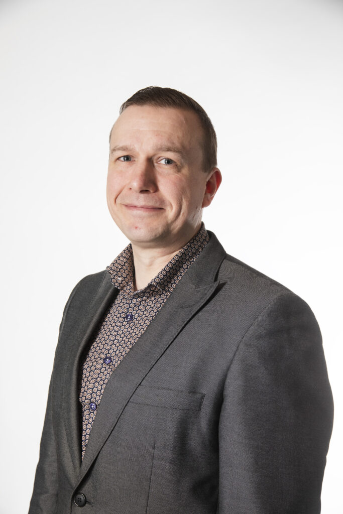 Kuvassa Tuulia Energy Oy:n toimitusjohtaja Heikki Pukkila